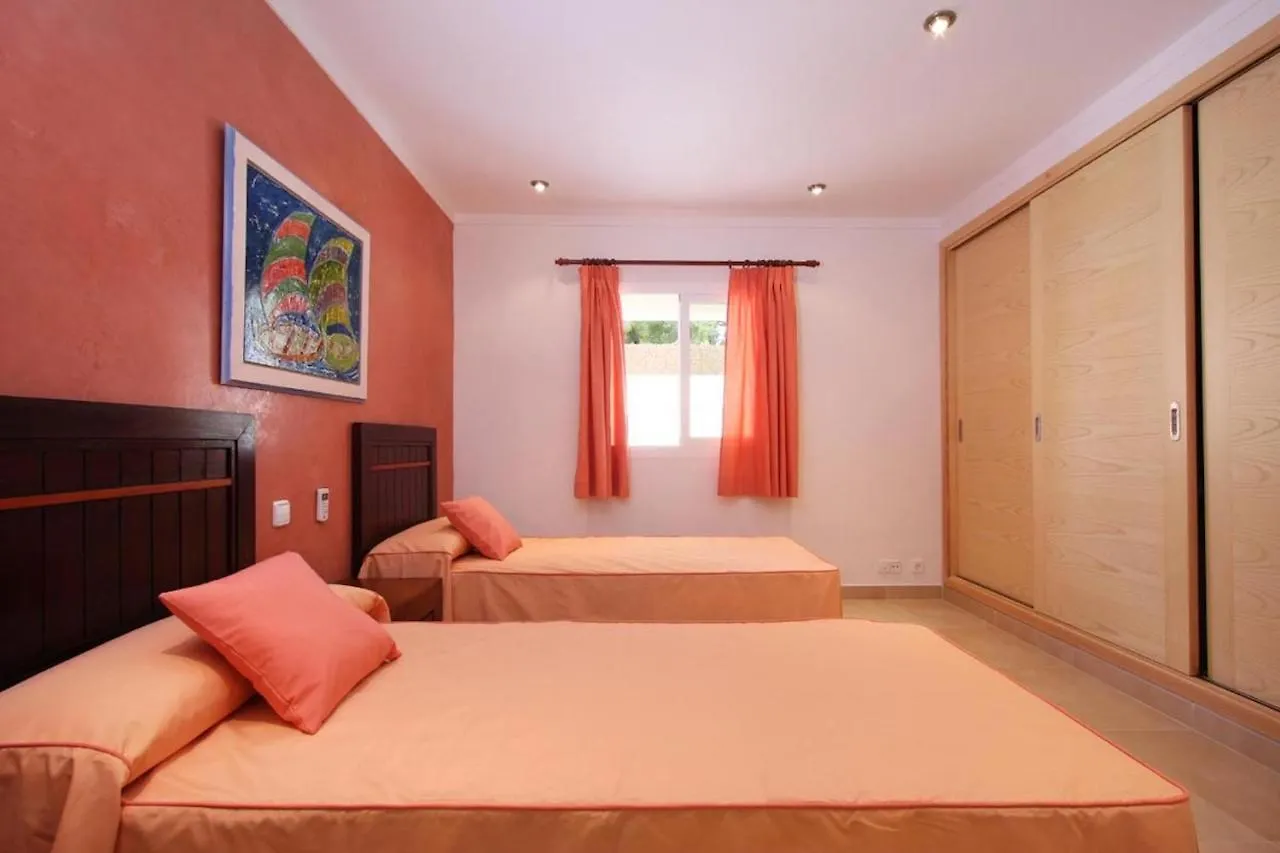 Can Medina Cala de Sant Vicenc Villa