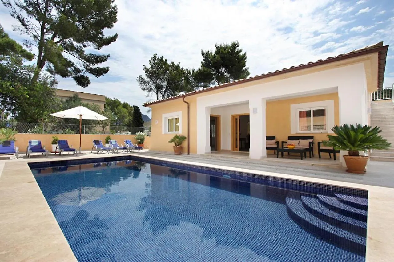 Can Medina Cala de Sant Vicenc Villa